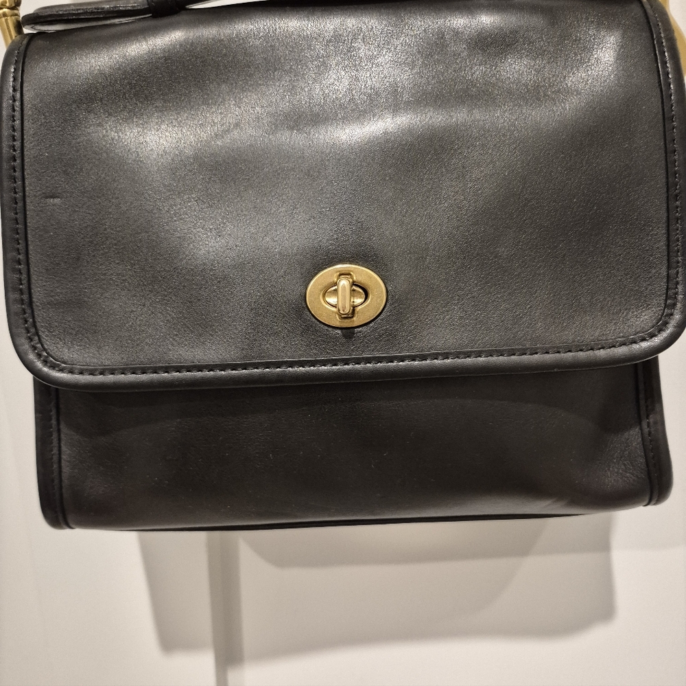 Vintage COACH Court Bag Old Coach Hand Bag Shoulder Bag Black Leather - Picture 10 of 17